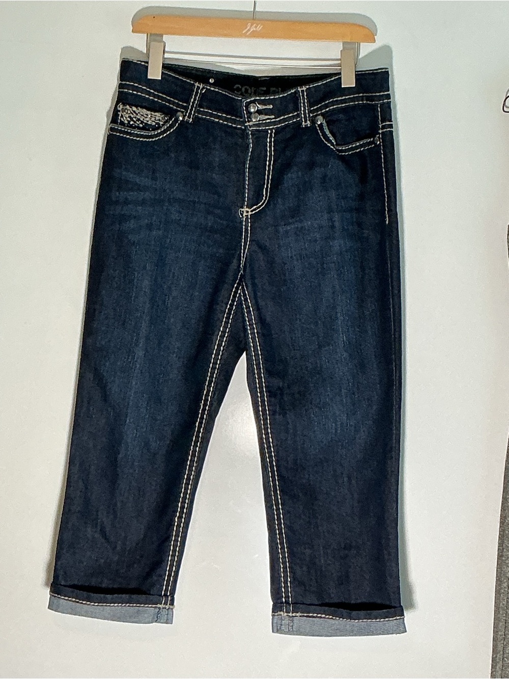Code Bleu Annett Capri crop jeans 8/28 Dark Wash Embellished Rhinestone Pocket